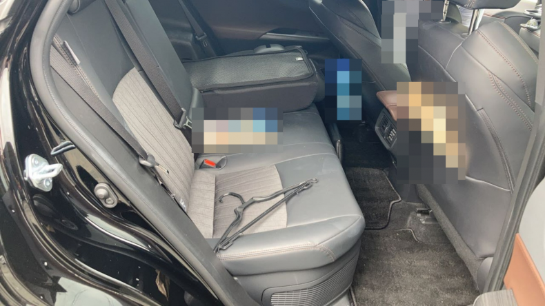 内装後方シート