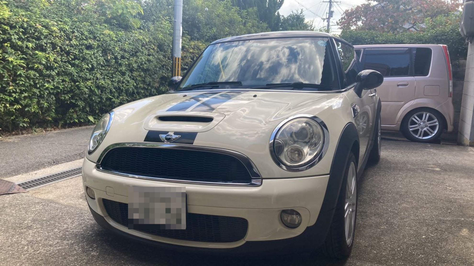 car_main_img