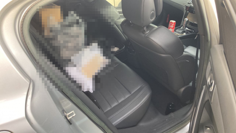 内装後方シート