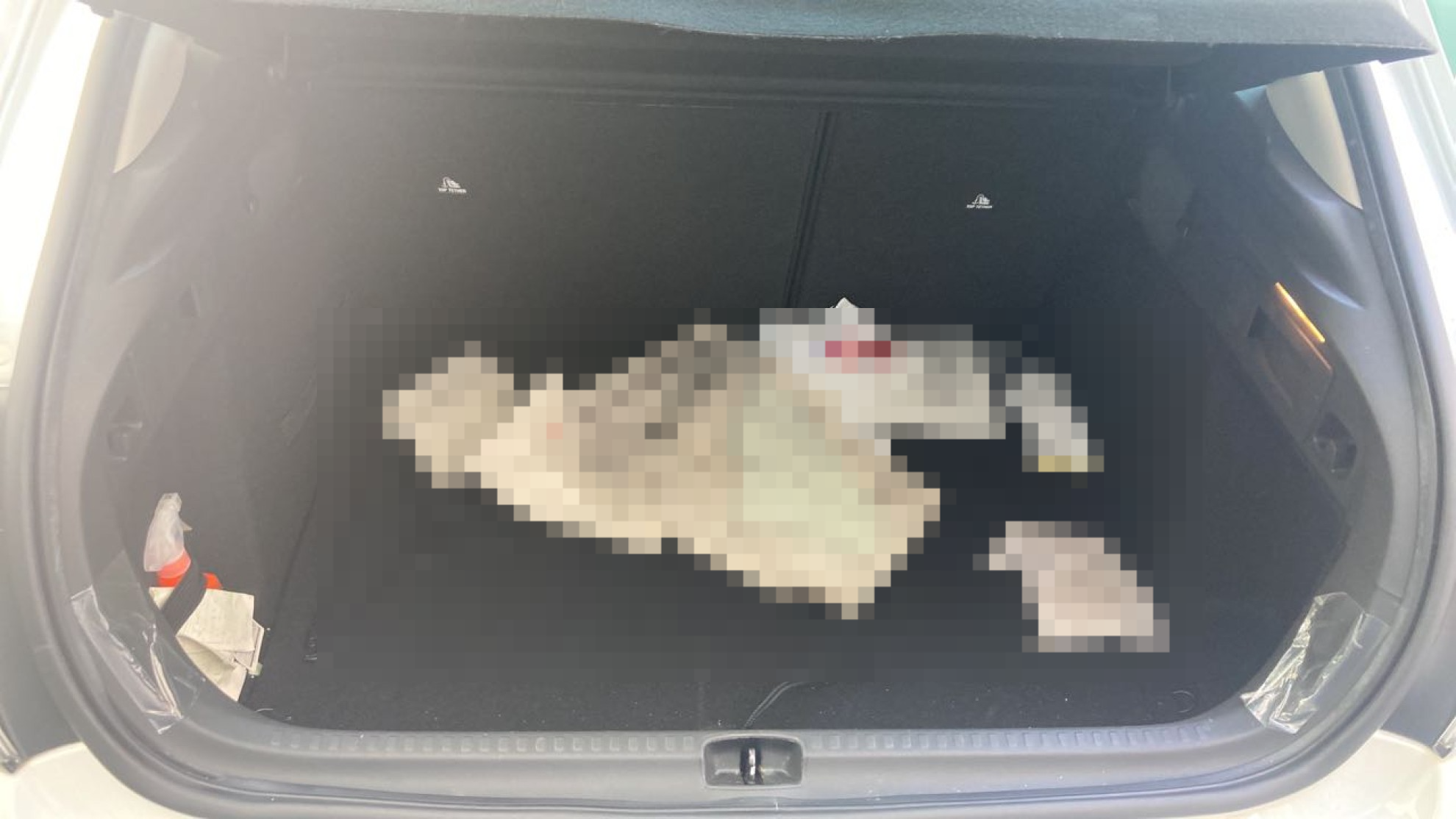 内装トランク