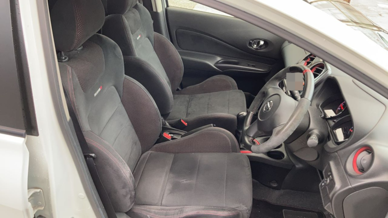 内装前方シート