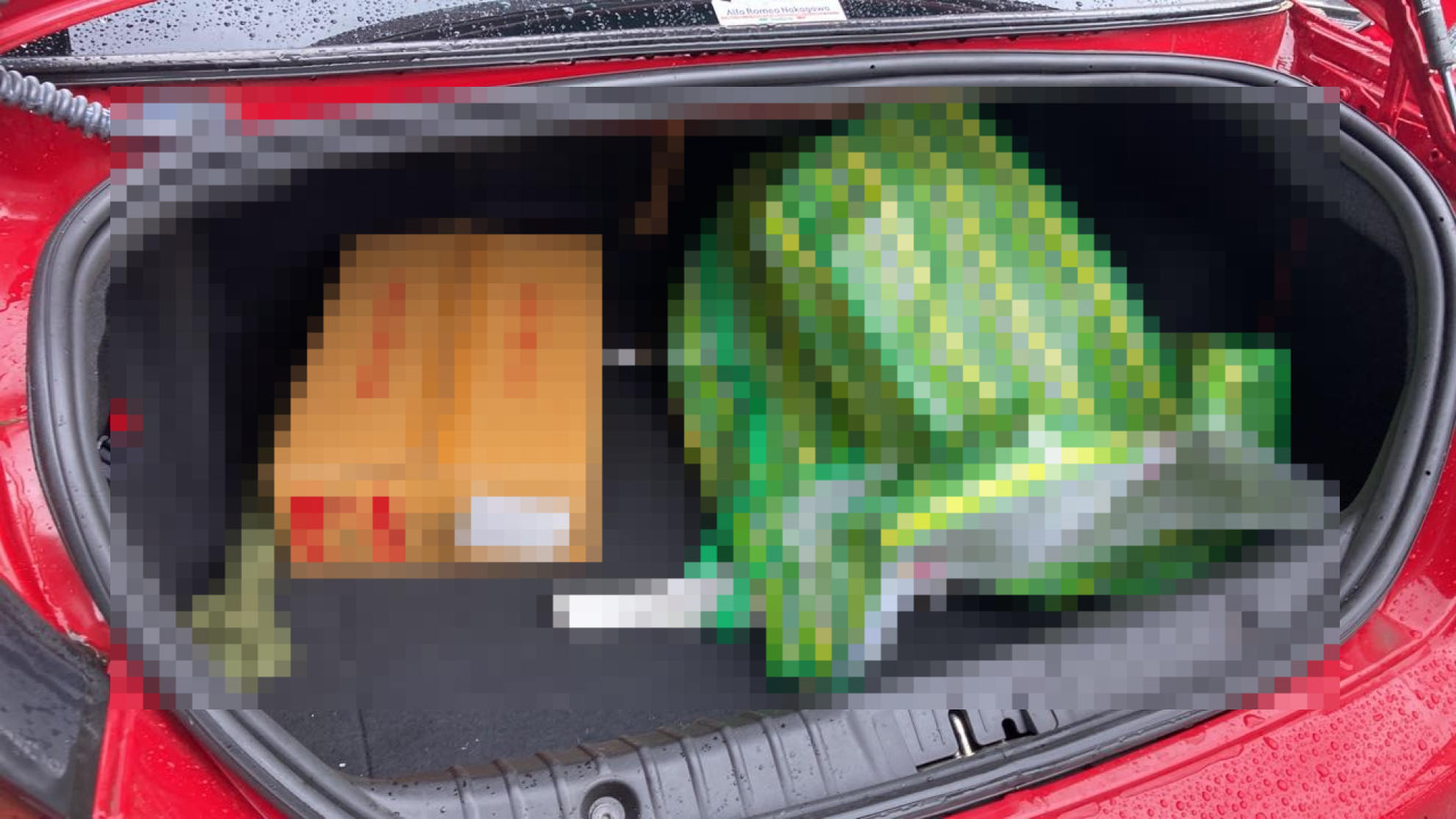 内装トランク