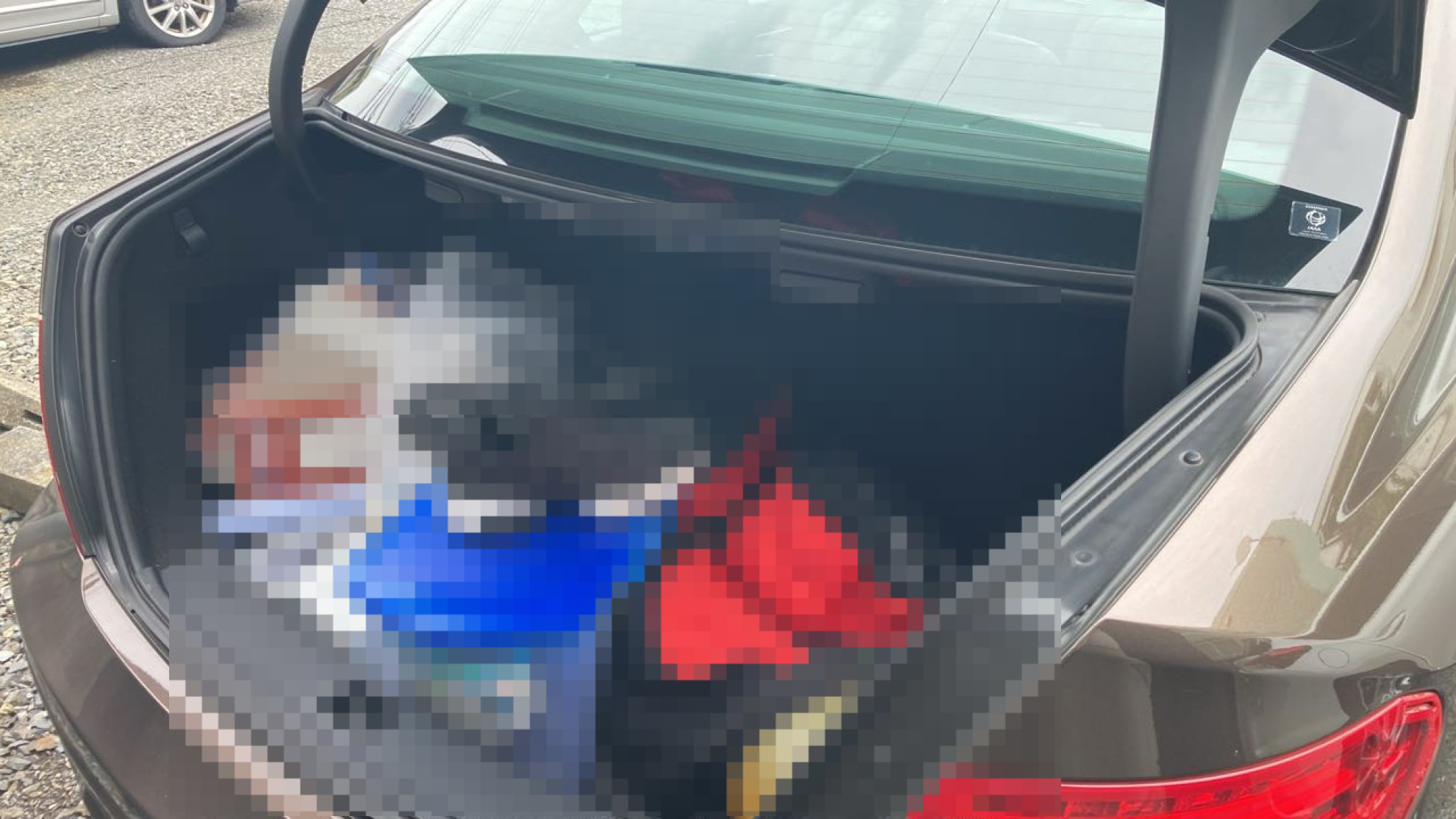 内装トランク