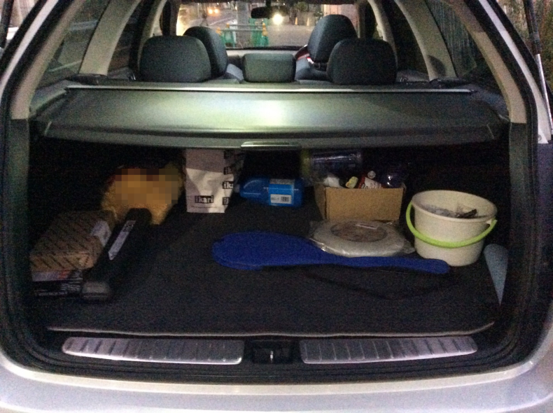 内装トランク