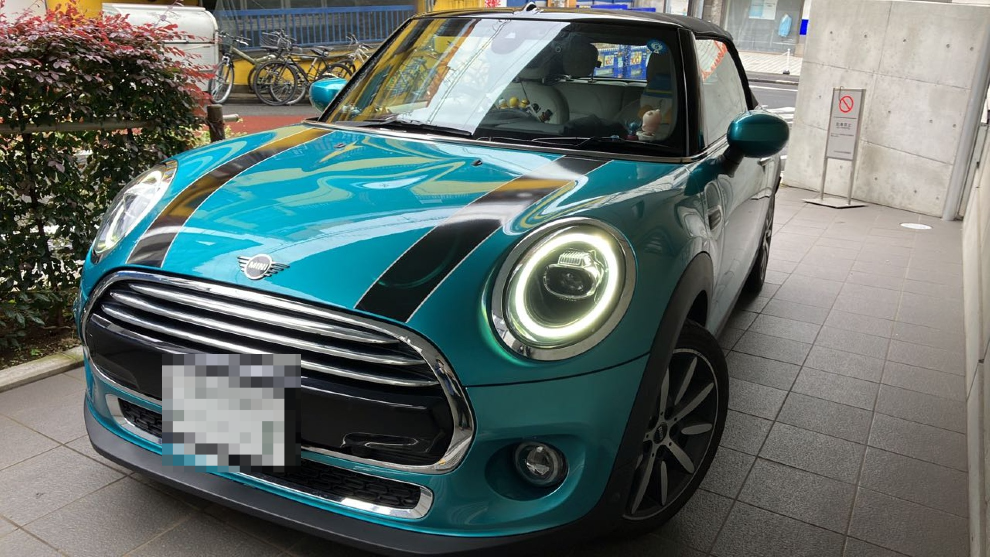 car_main_img