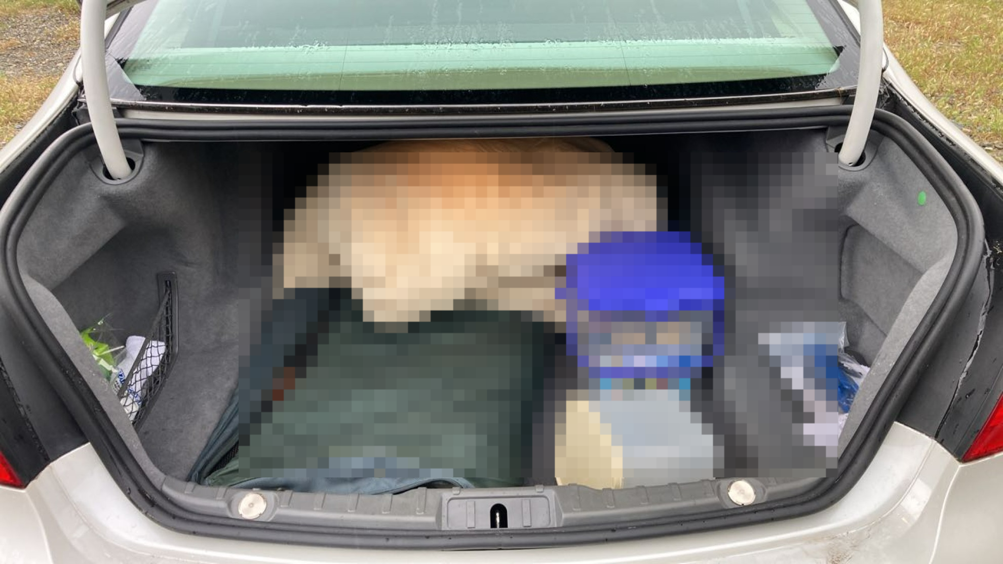 内装トランク