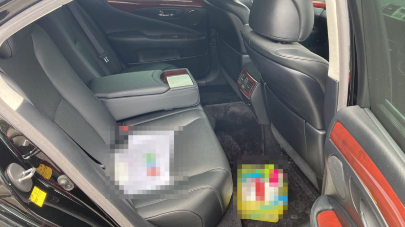 内装後方シート