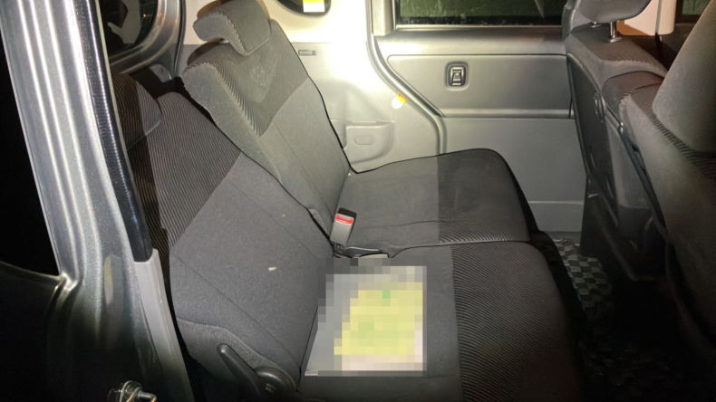 内装後方シート