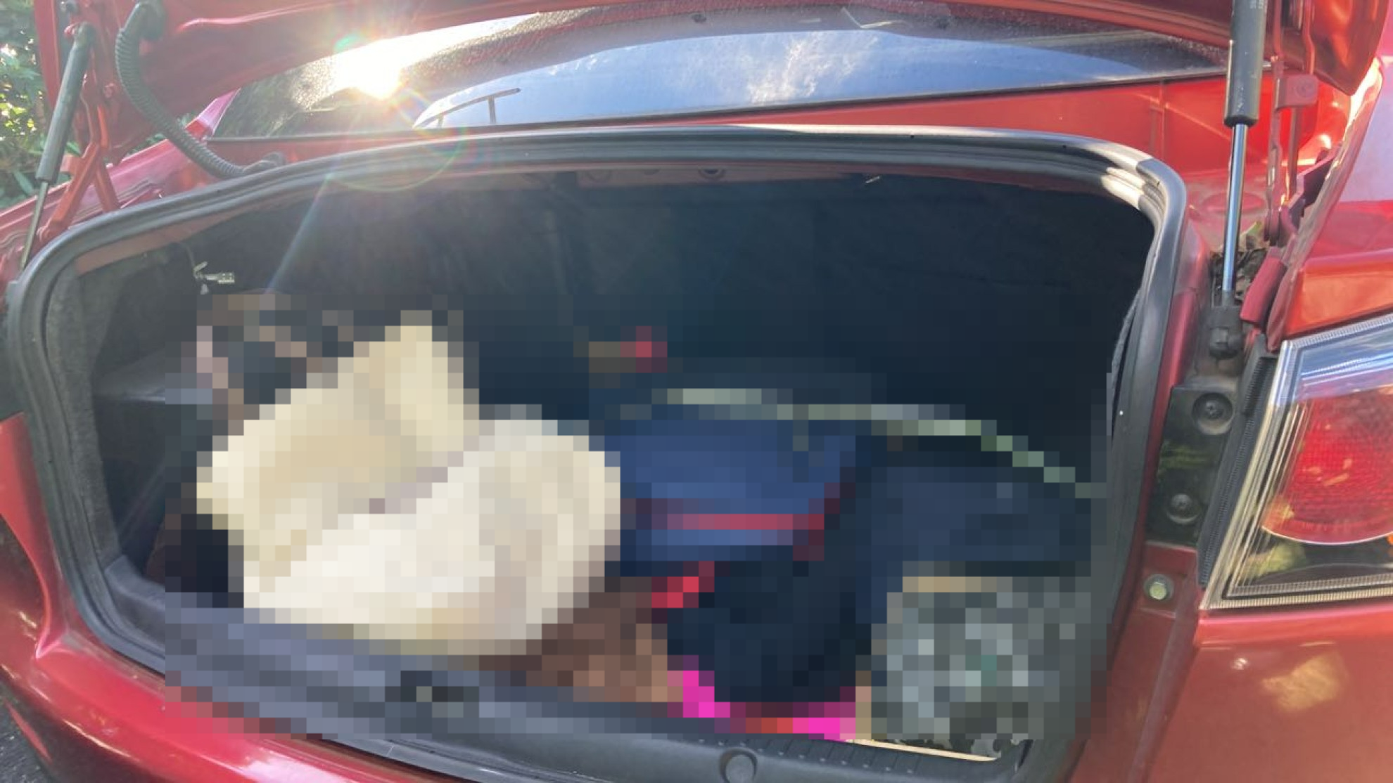 内装トランク