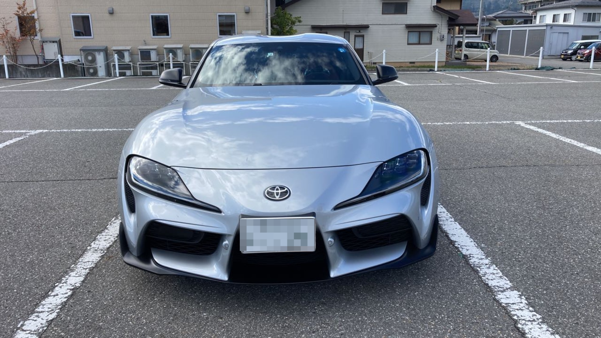 外装前方