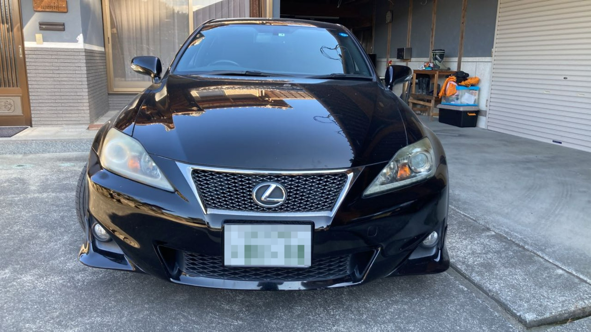 外装前方