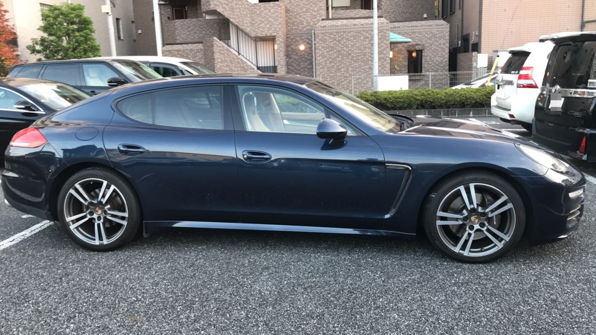 外装右