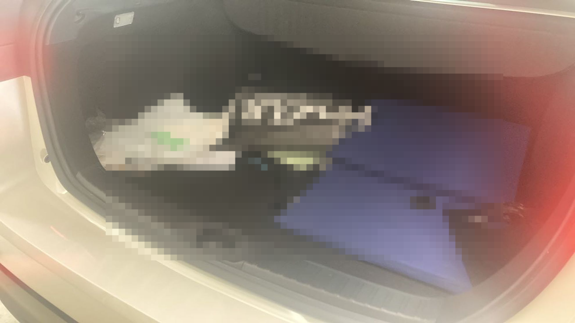内装トランク