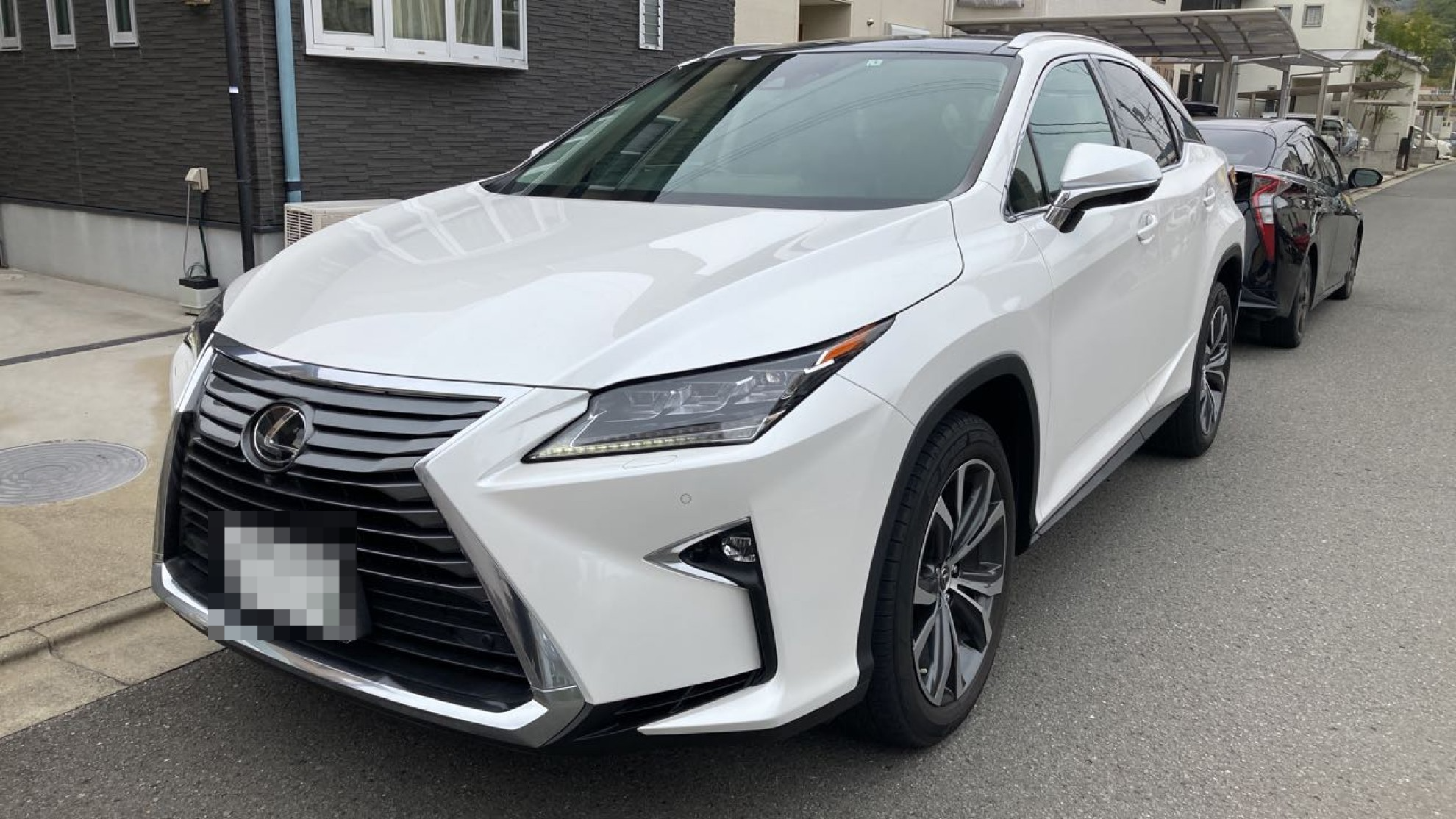 car_main_img