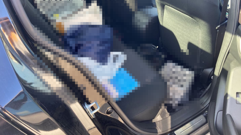 内装後方シート