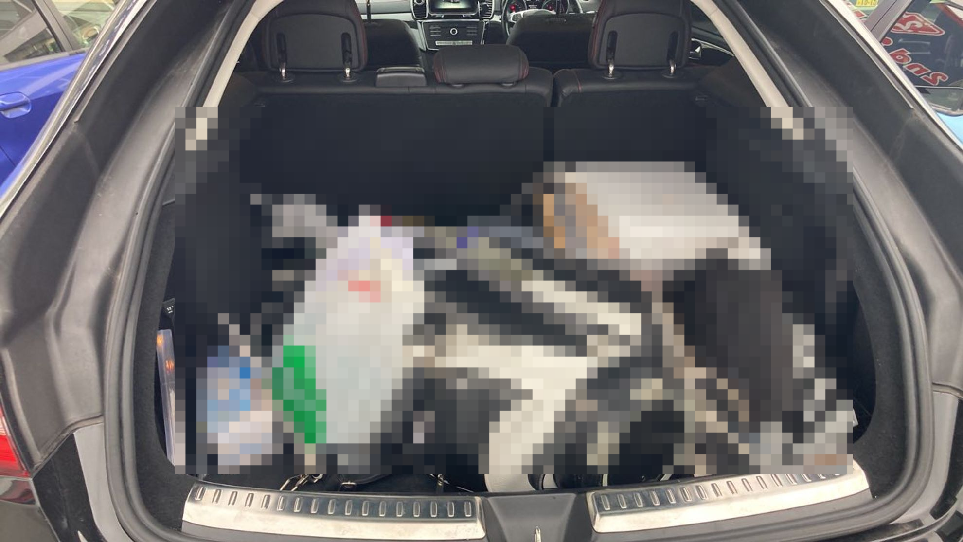 内装トランク
