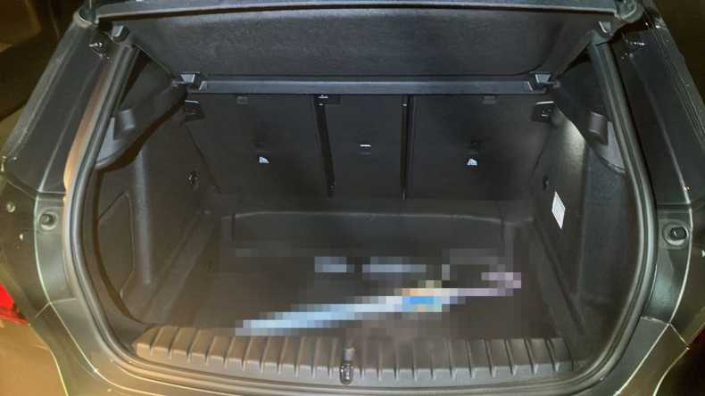 内装トランク