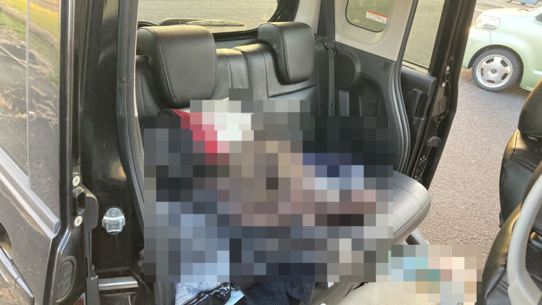 内装後方シート