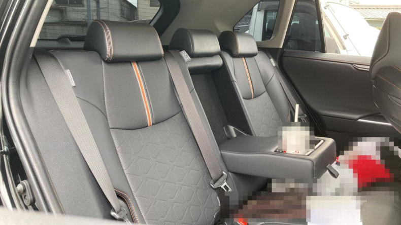 内装後方シート