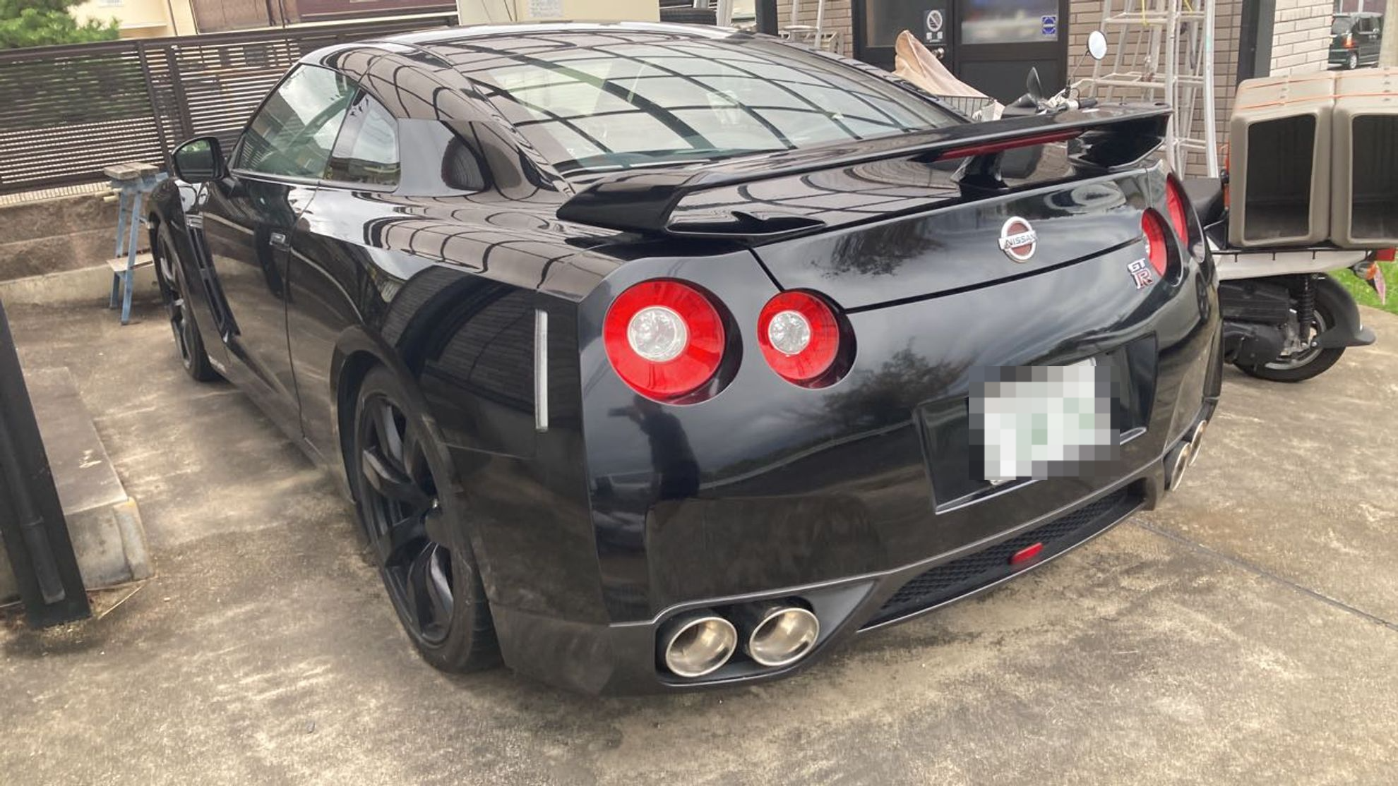 外装左後方