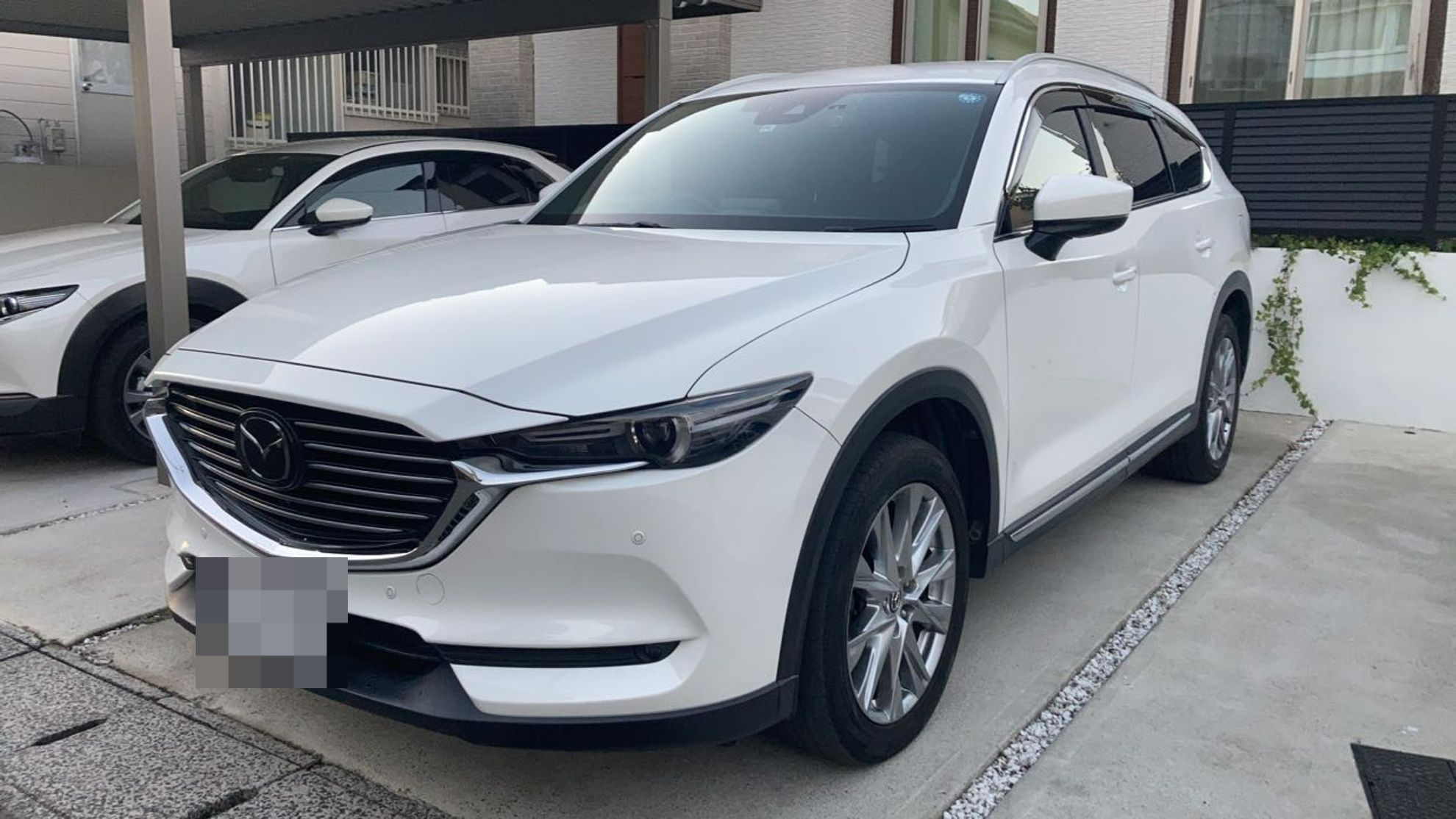 car_main_img