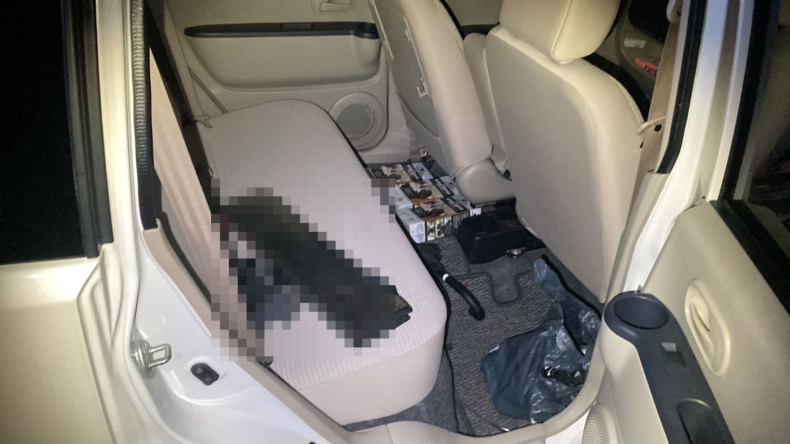 内装後方シート