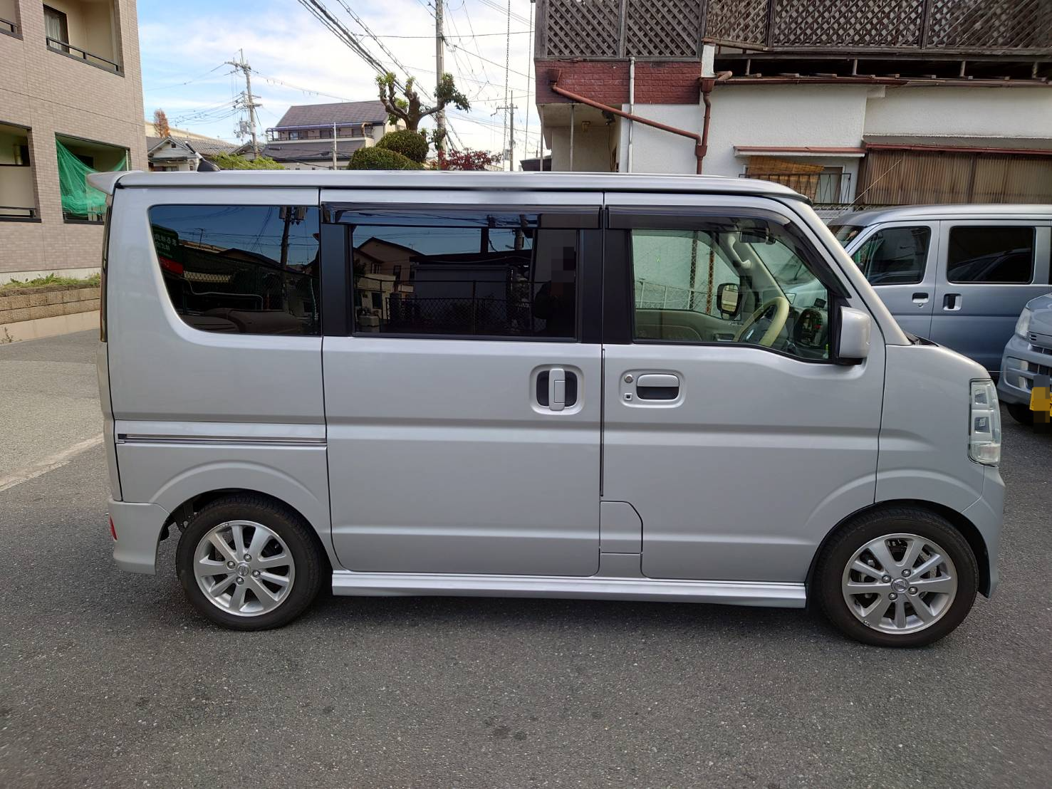 外装右