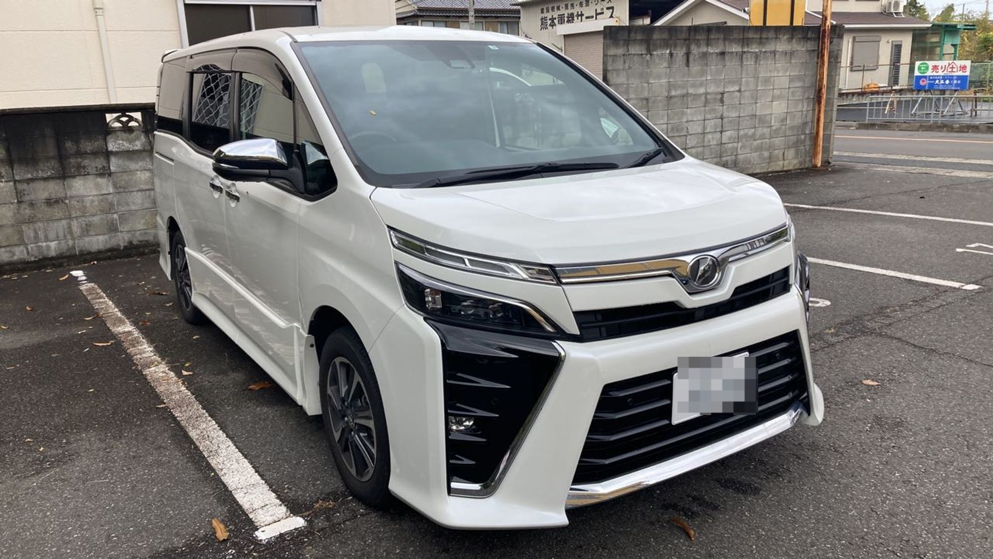 外装右前