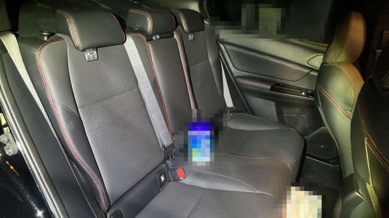内装後方シート