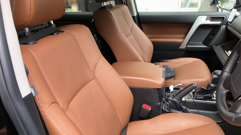 内装前方シート