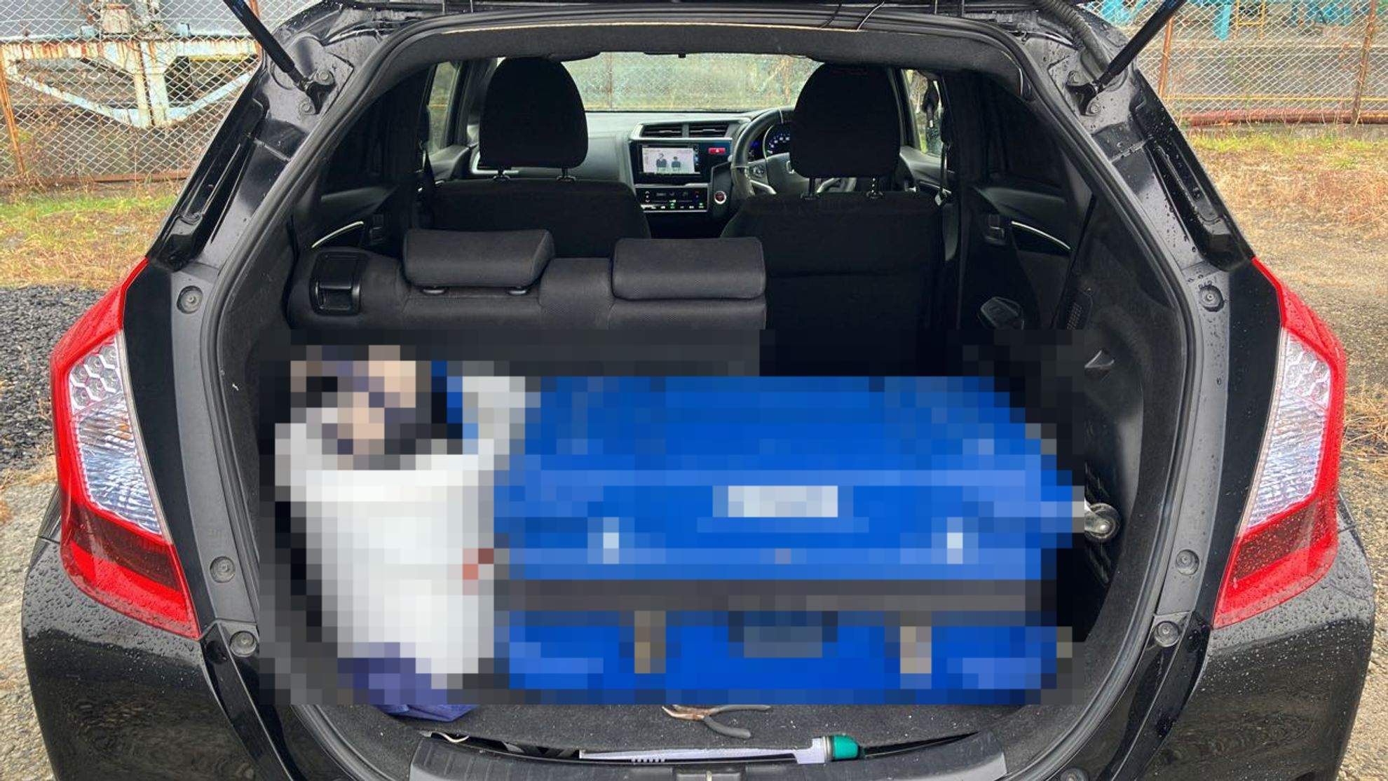 内装トランク