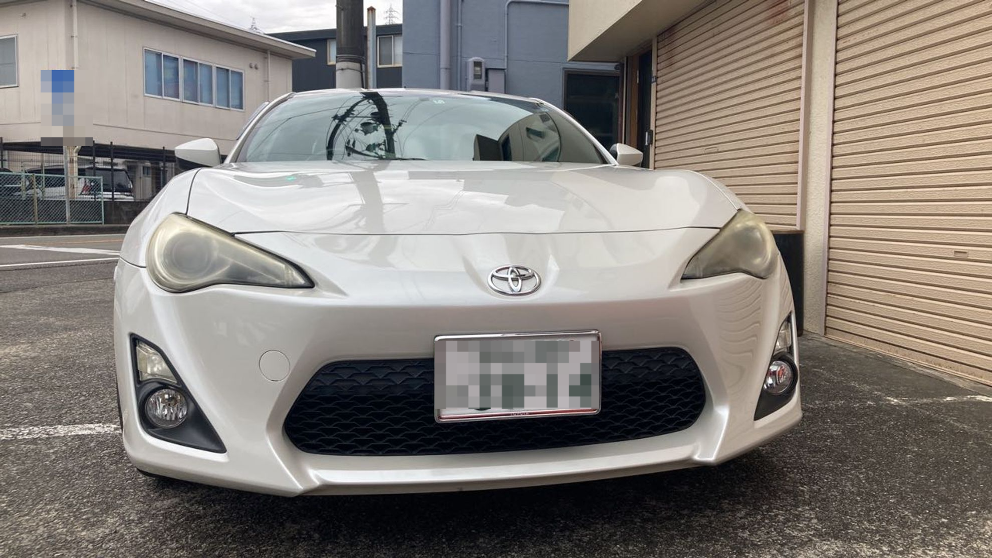 外装前方