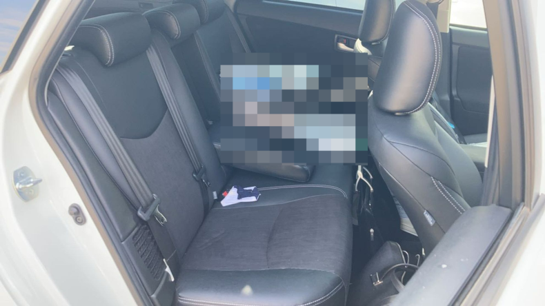 内装後方シート