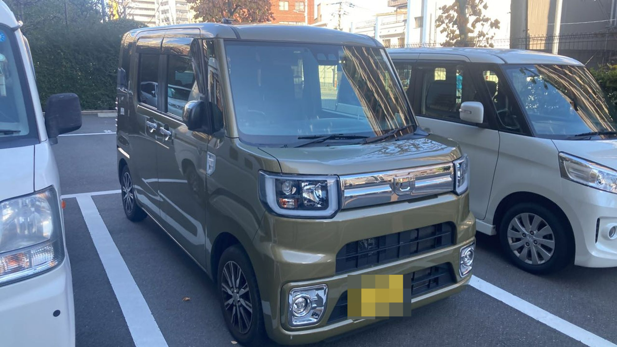 外装右前