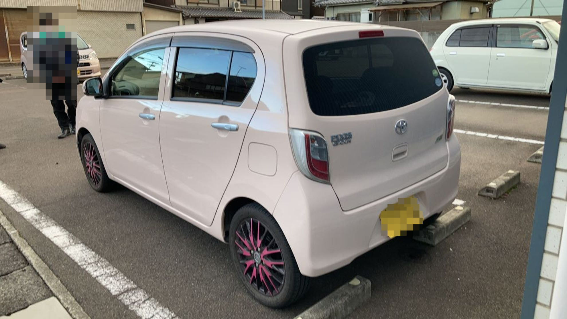 外装左後方