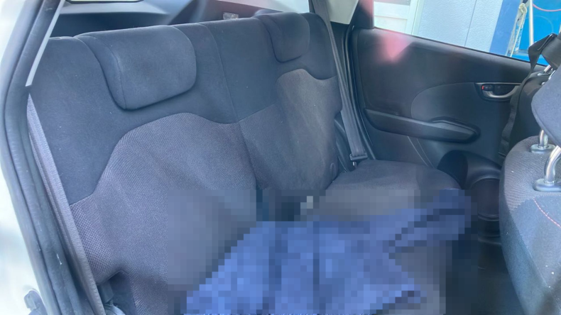 内装後方シート