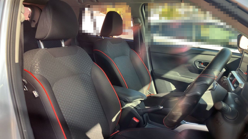 内装前方シート