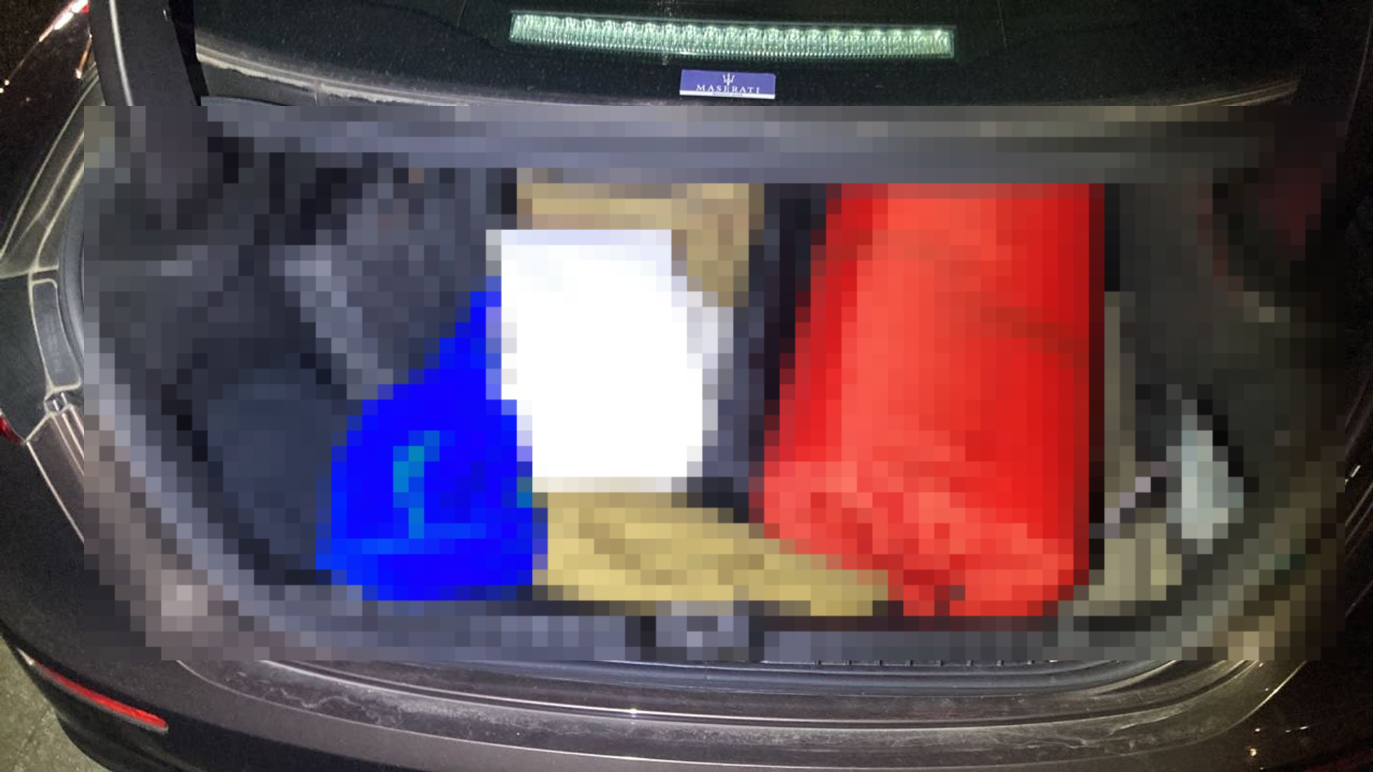 内装トランク