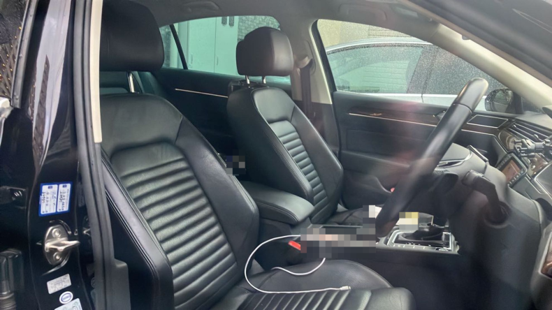 内装前方シート