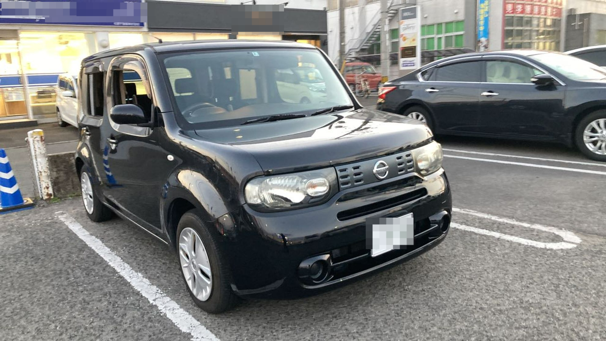 外装右前