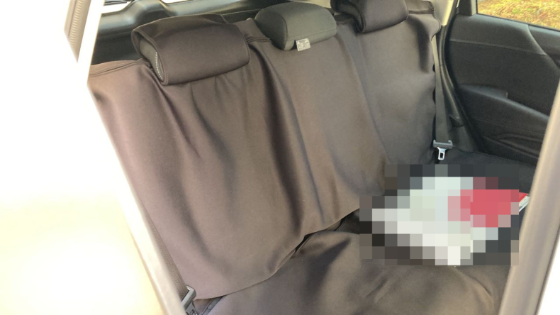 内装後方シート