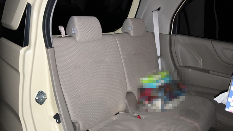 内装後方シート