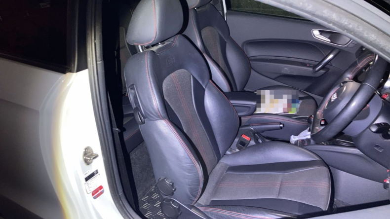 内装前方シート