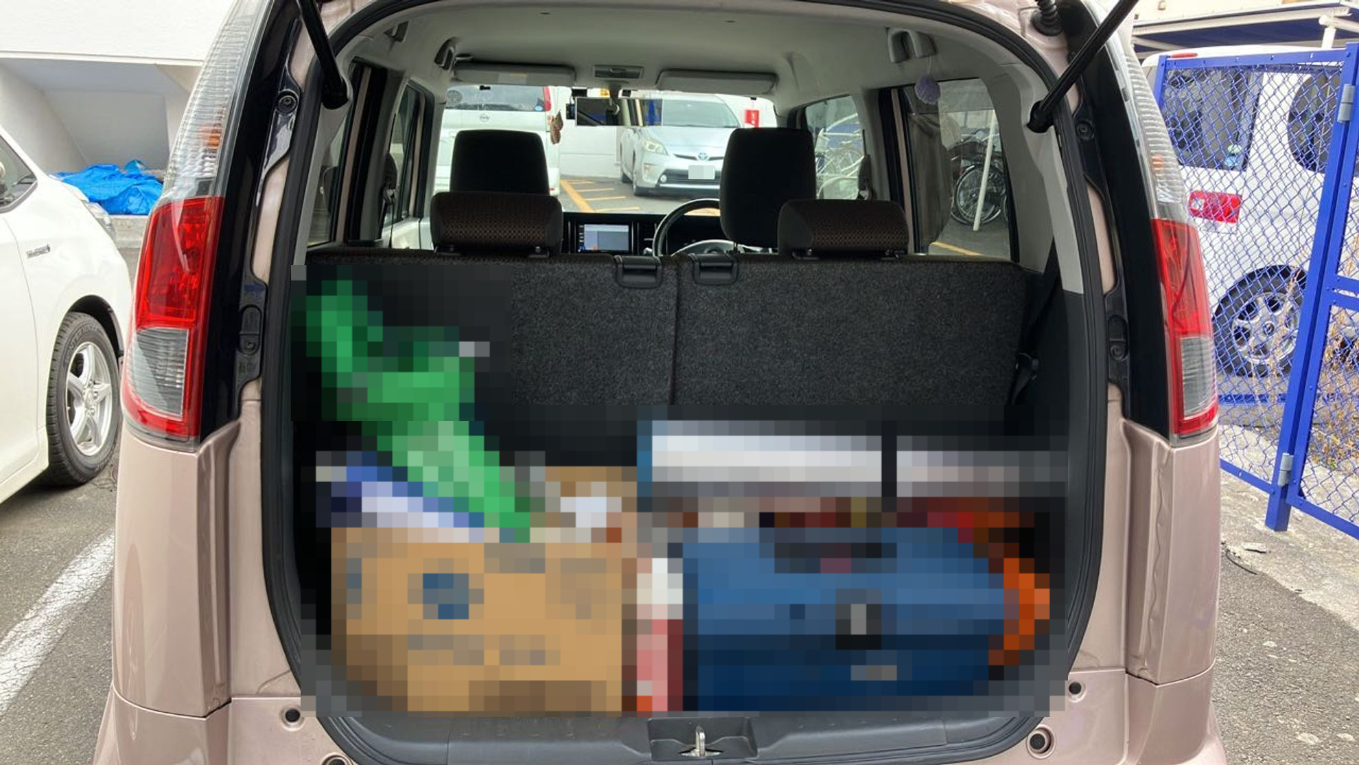 内装トランク