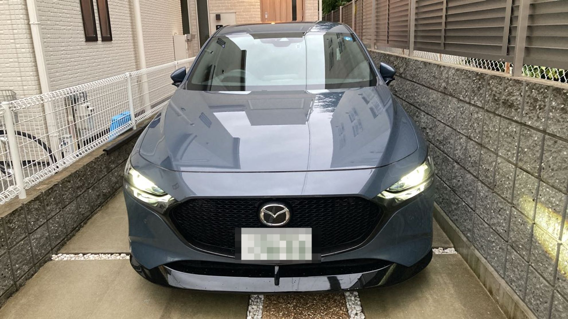 外装前方