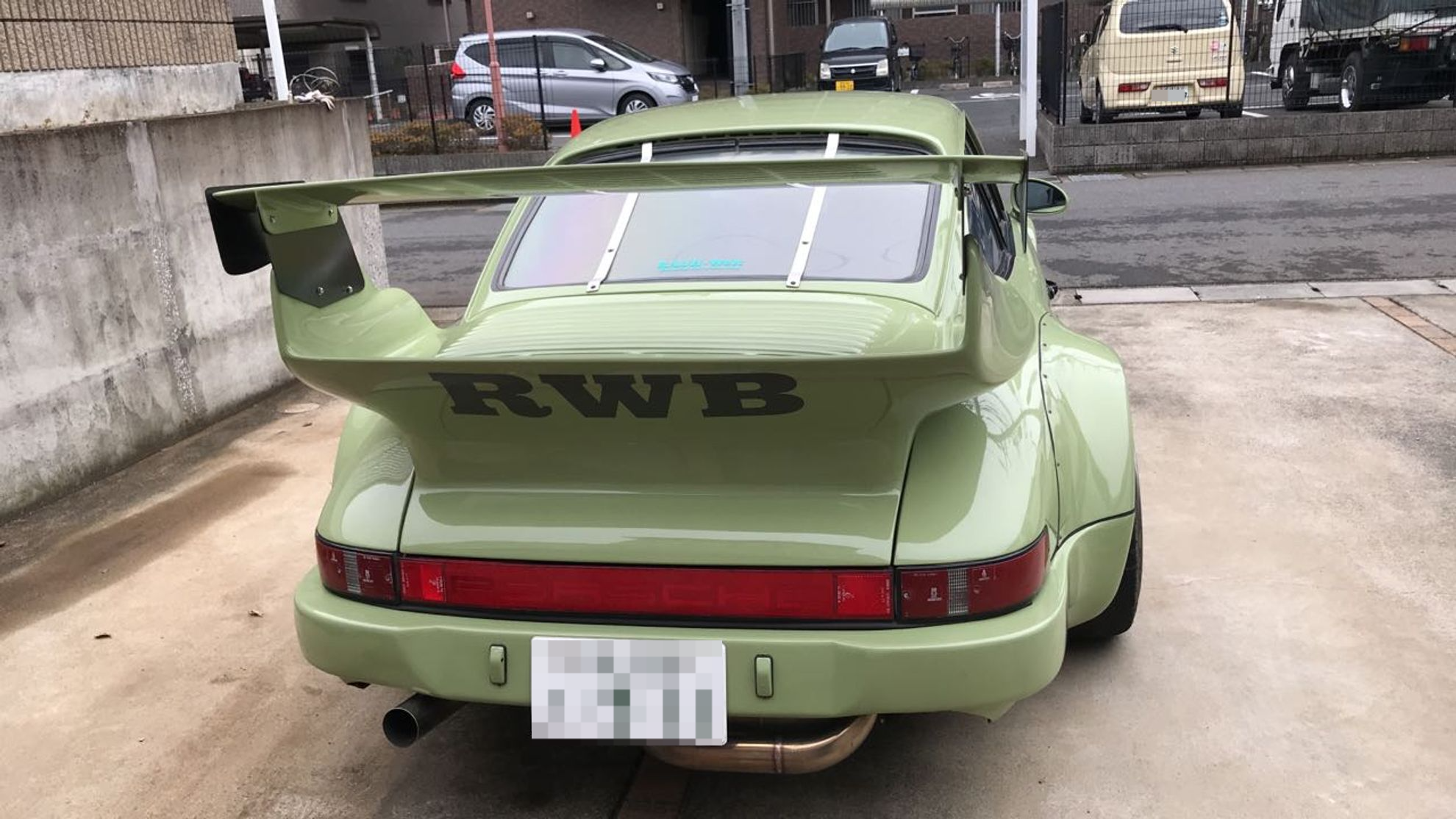 外装後方