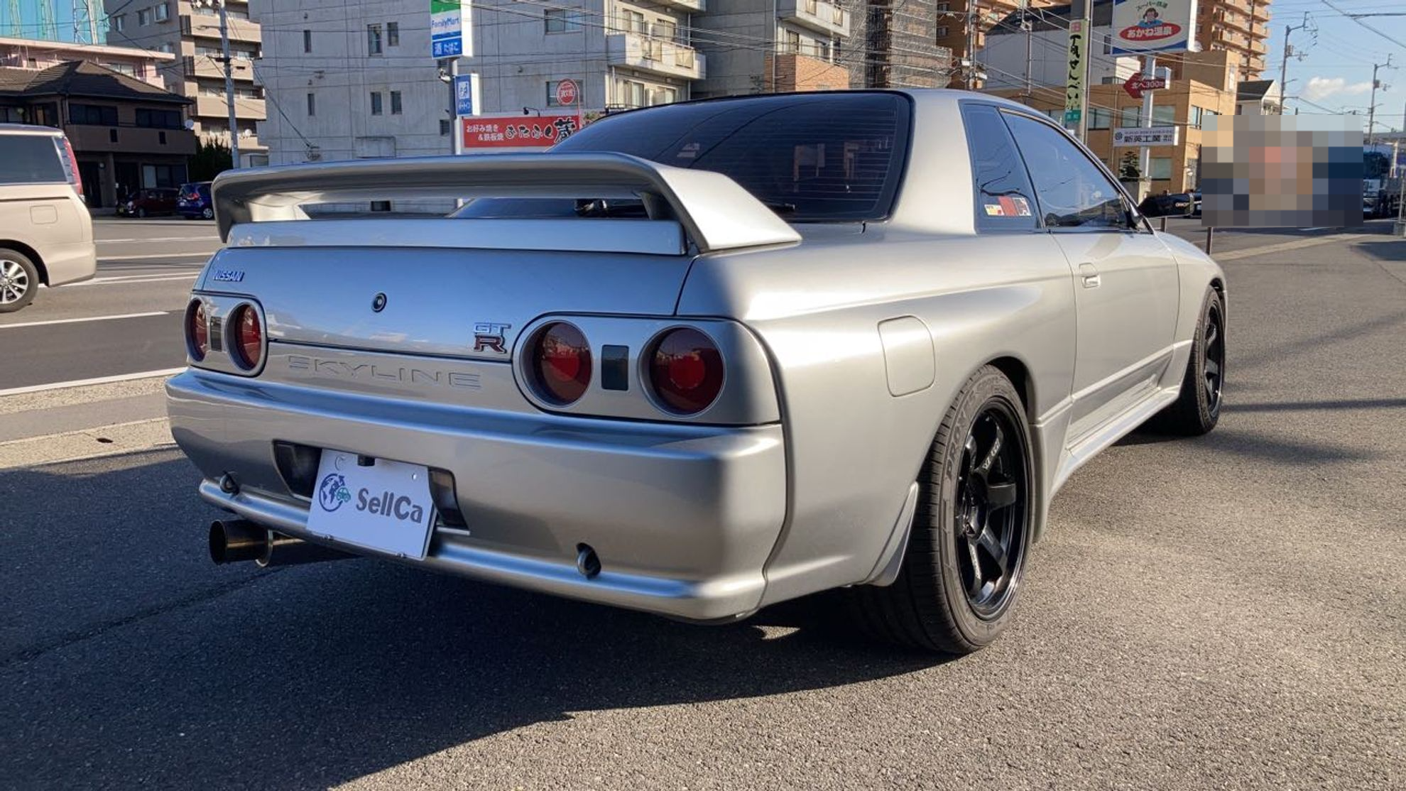 外装右後