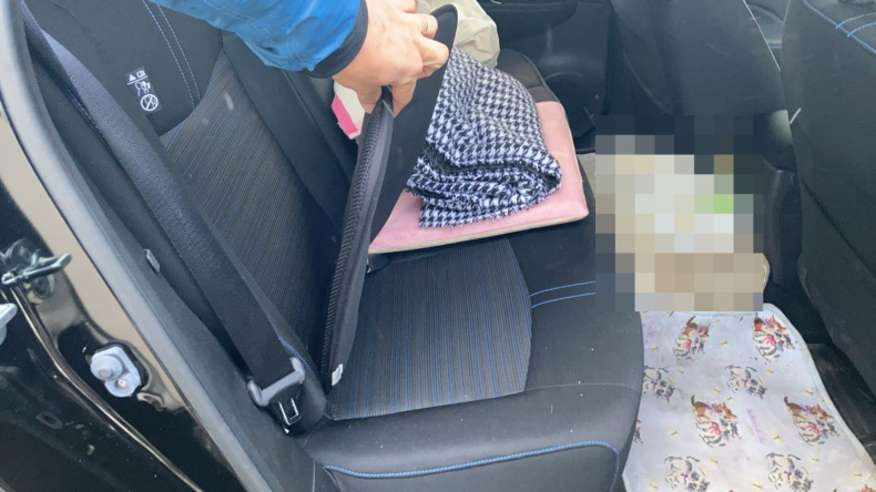 内装後方シート