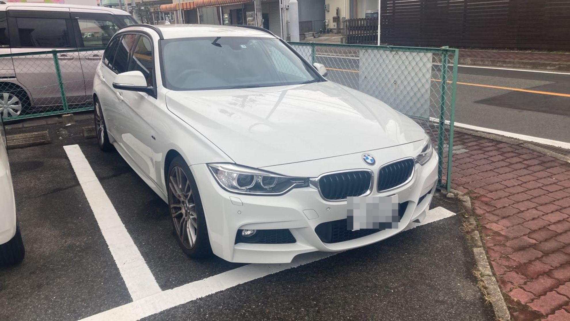 外装右前