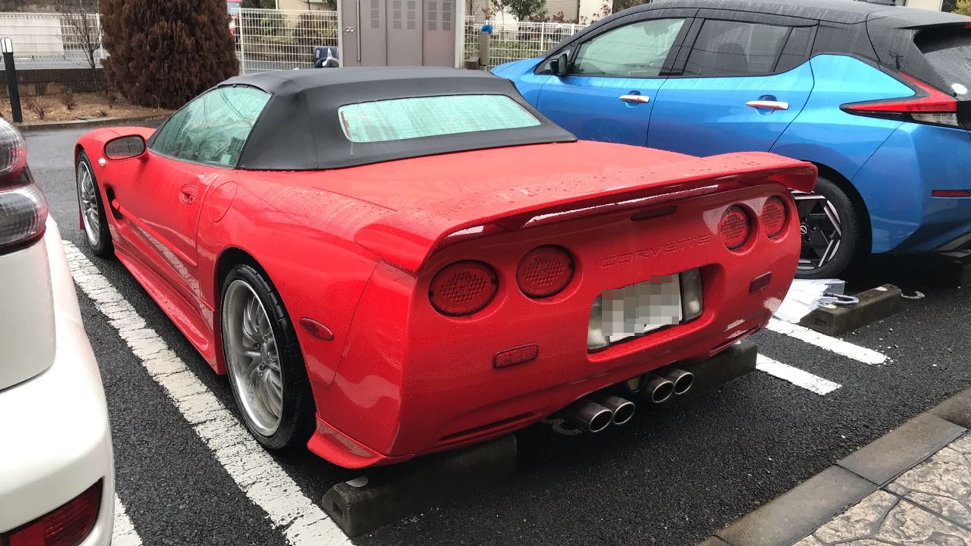 外装左後方